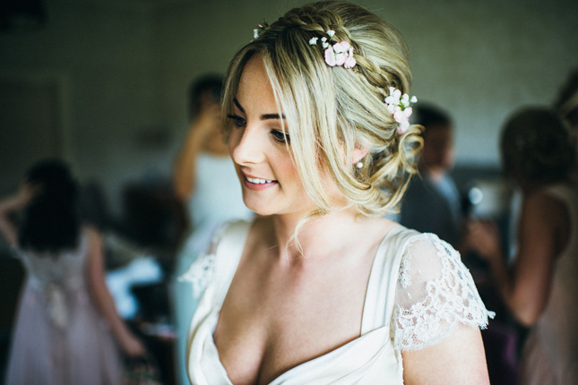 Anita And Stephen S Beautiful Farnham Estate Wedding Confetti Ie We Were On A Two Week Holiday Up The West Coast Of U S When Stephen Got Down One Knee In Front Bellagio Fountains Las Vegas Says