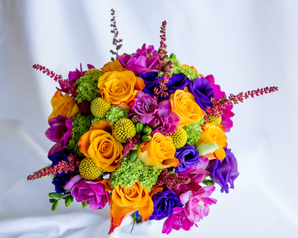 Ask The Experts A Guide To Picking Your Wedding Flowers By Season Confetti Ie