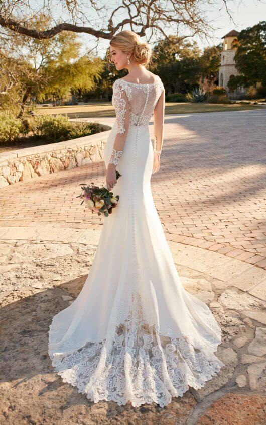 Bridal Boutique Of The Month April 2018 Corner Welcoming And Friendly Environment They Re Passionate About Helping Brides Find The Dream Dress For More Information Bridal Corner