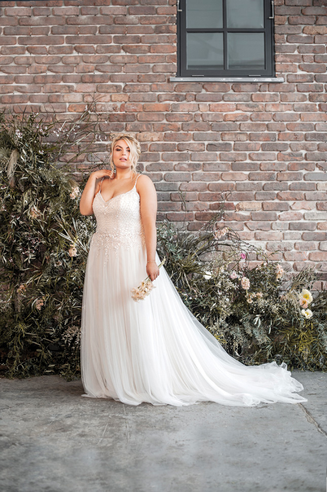 plus size wedding dresses