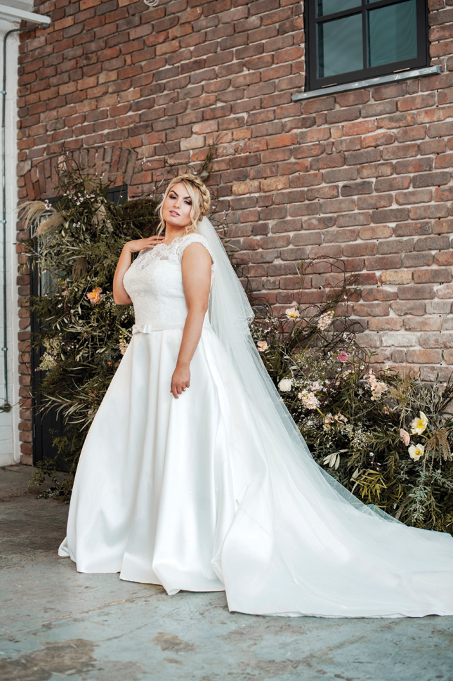 plus size wedding dresses