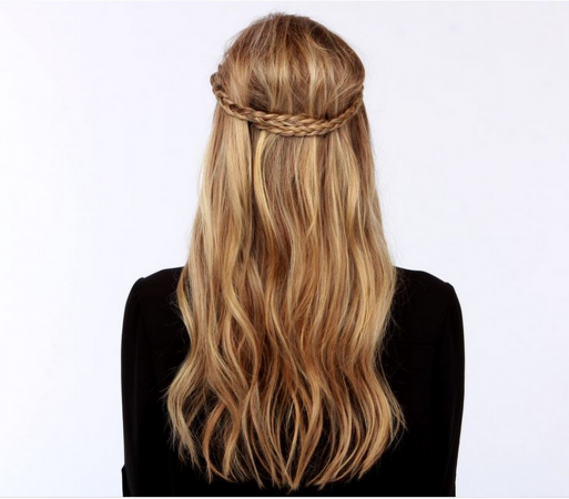 Five Quick And Easy Diy Bridesmaids Hairstyles Confetti Ie